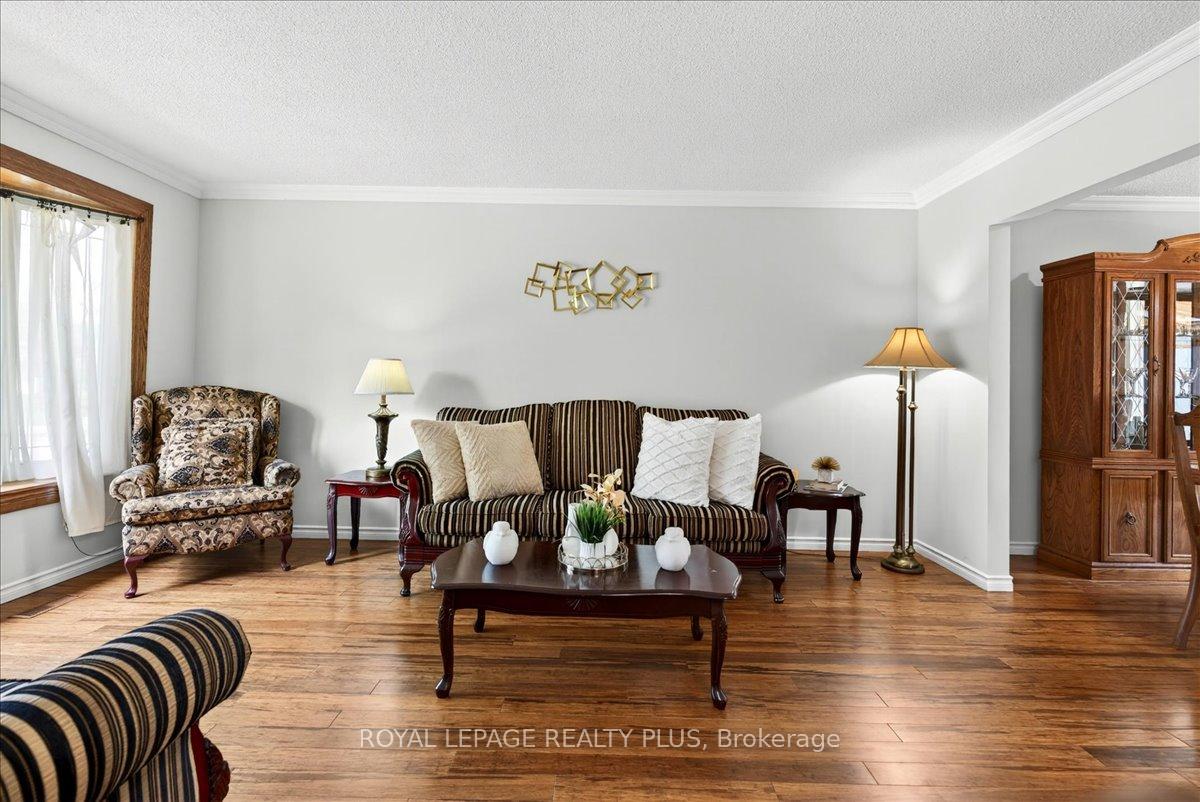 Photo 9 of 4452 Delaney Drive, Burlington, Shoreacres — HOMEH