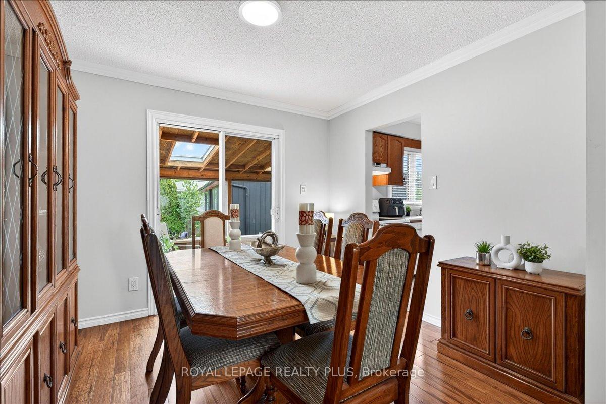 Photo 14 of 4452 Delaney Drive, Burlington, Shoreacres — HOMEH