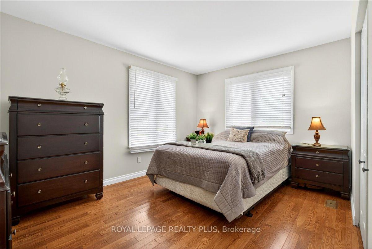 Photo 23 of 4452 Delaney Drive, Burlington, Shoreacres — HOMEH