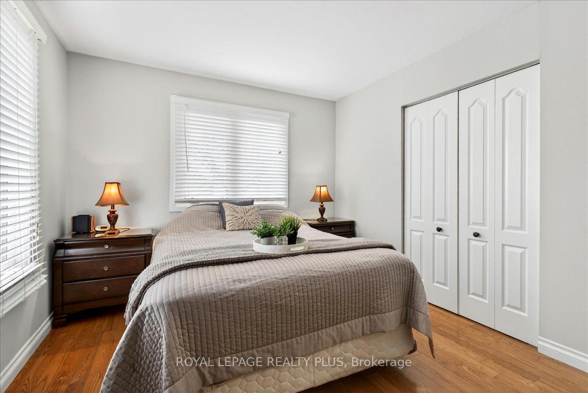 Photo 24 of 4452 Delaney Drive, Burlington, Shoreacres — HOMEH