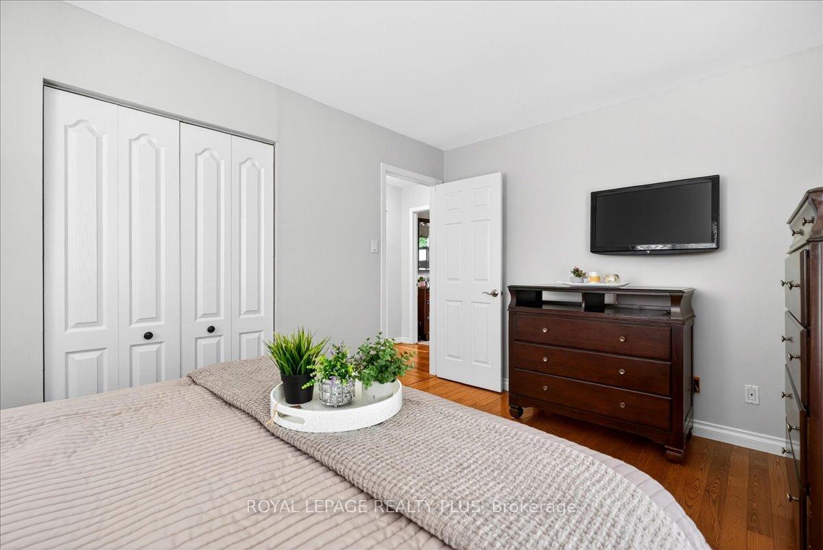 Photo 25 of 4452 Delaney Drive, Burlington, Shoreacres — HOMEH