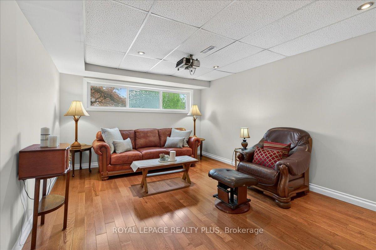 Photo 32 of 4452 Delaney Drive, Burlington, Shoreacres — HOMEH