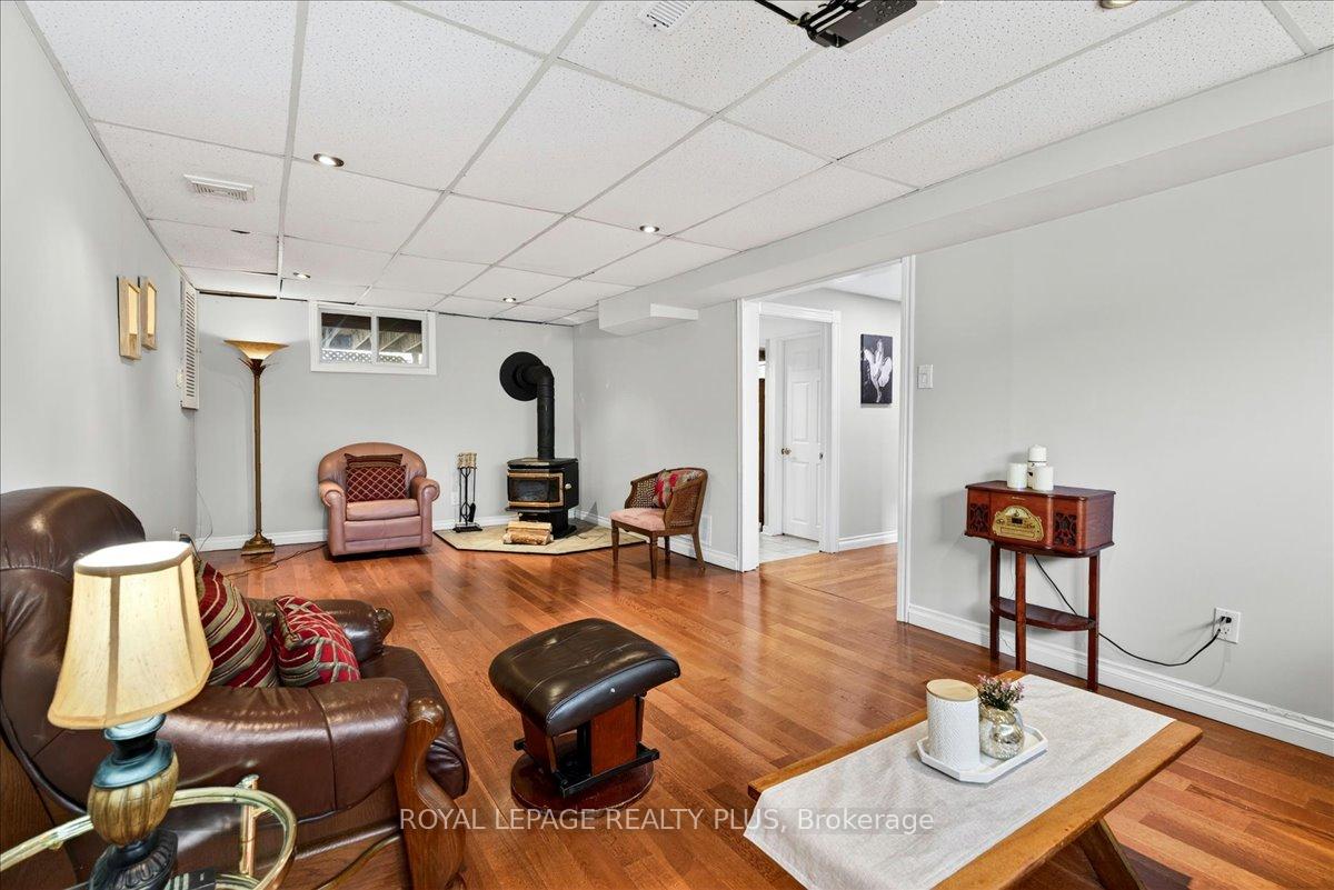 Photo 34 of 4452 Delaney Drive, Burlington, Shoreacres — HOMEH