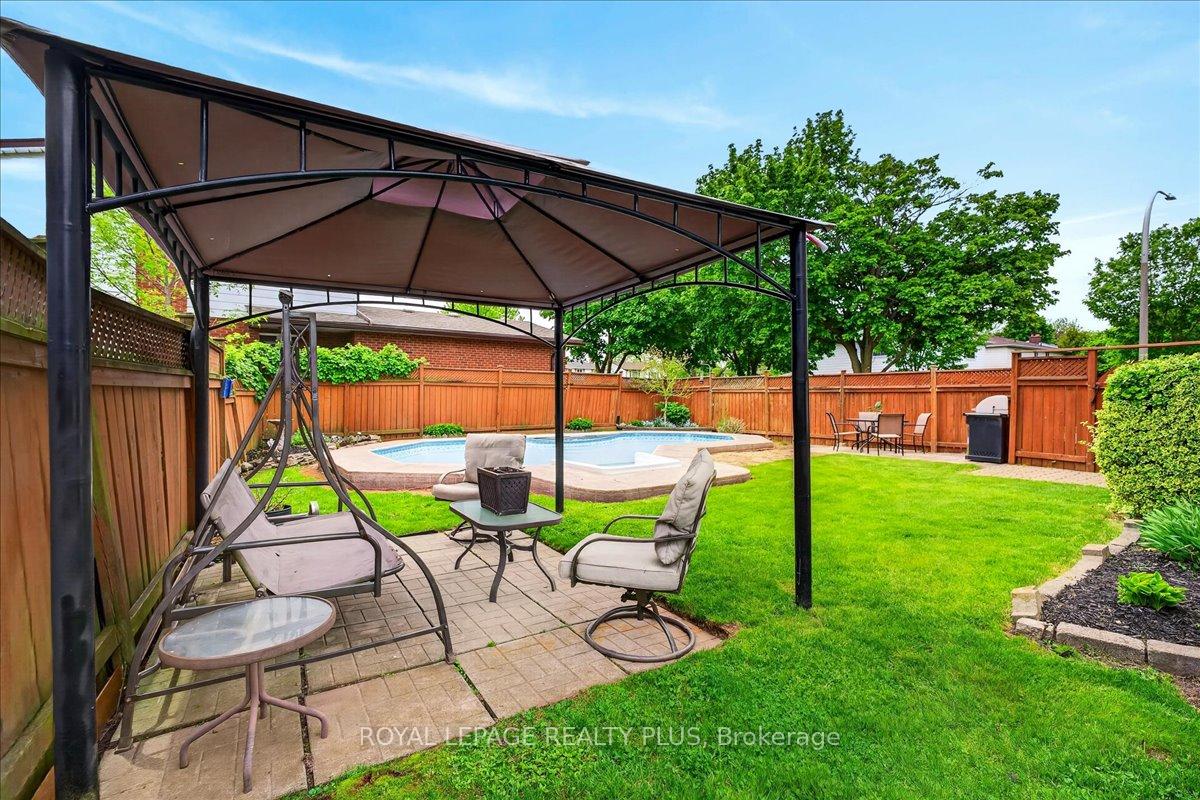 Photo 40 of 4452 Delaney Drive, Burlington, Shoreacres — HOMEH