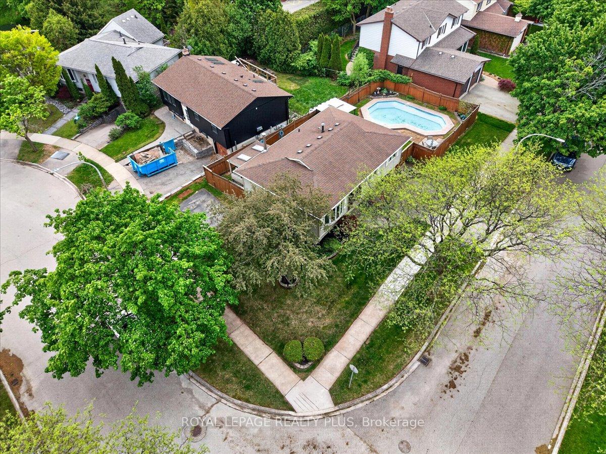 Photo 43 of 4452 Delaney Drive, Burlington, Shoreacres — HOMEH