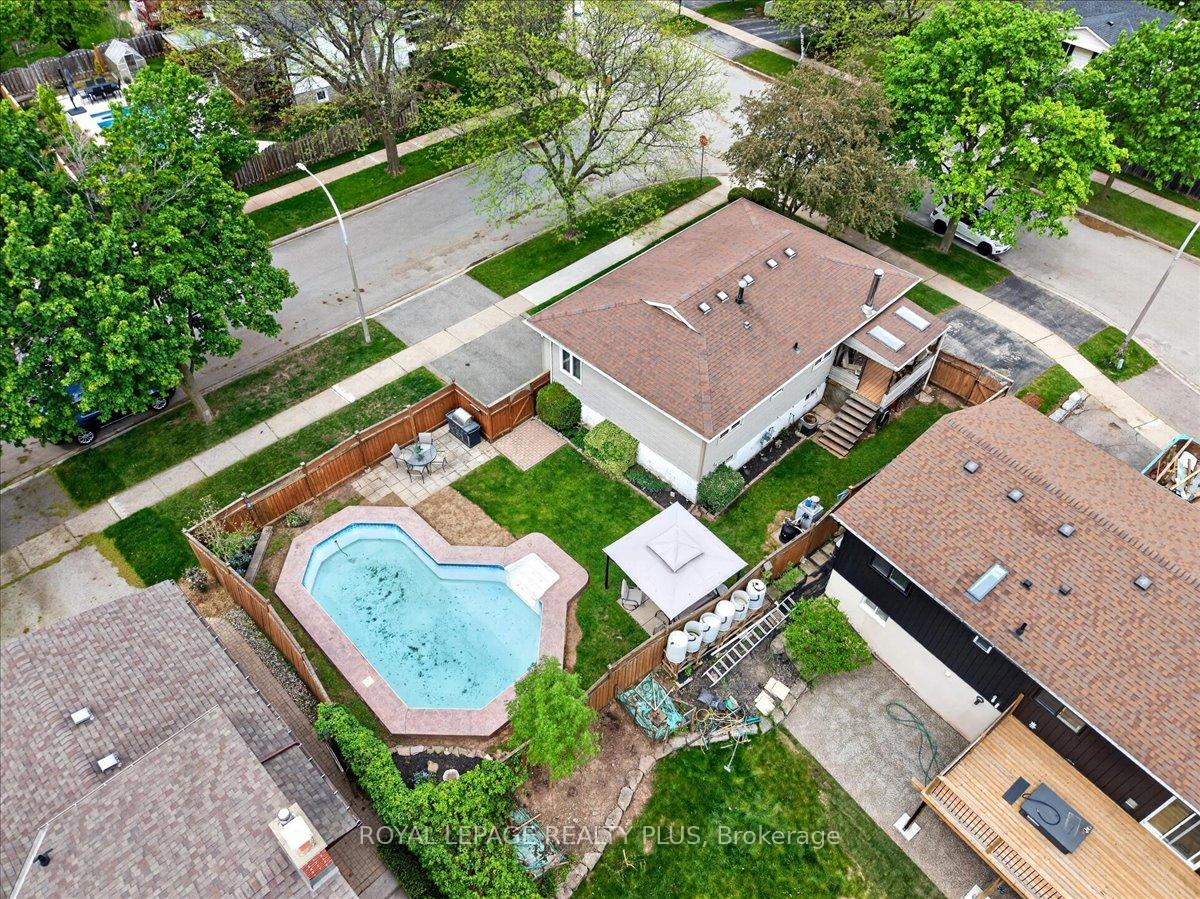 Photo 45 of 4452 Delaney Drive, Burlington, Shoreacres — HOMEH