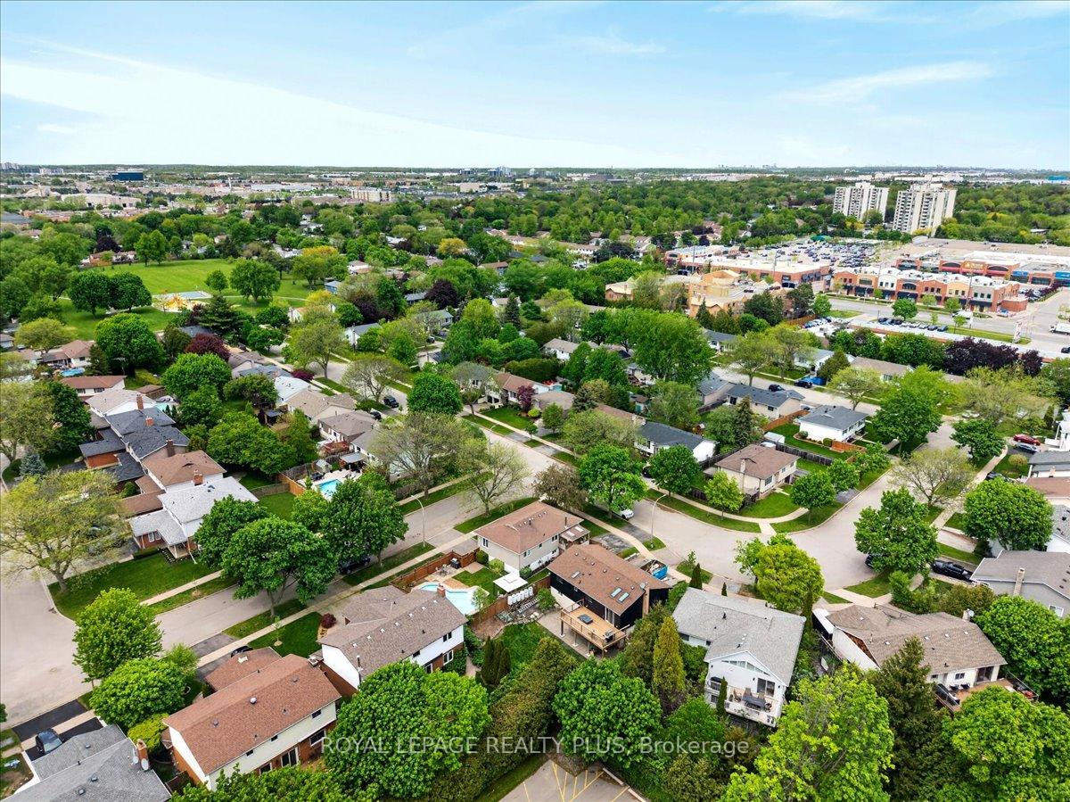 Photo 46 of 4452 Delaney Drive, Burlington, Shoreacres — HOMEH