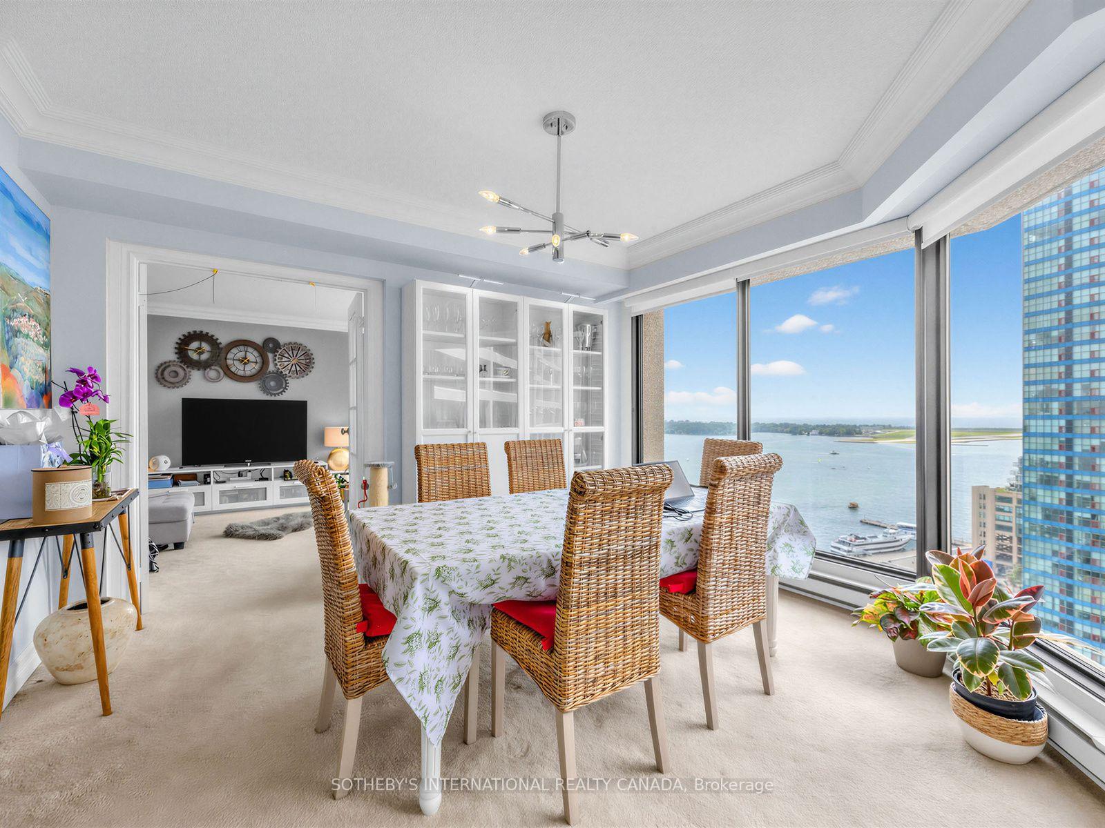 Photo 7 of Unit 2104, 65 Harbour Square, Toronto, Waterfront Communities — HOMEH