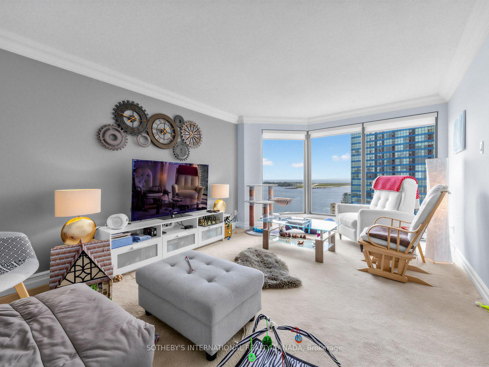 Photo 13 of Unit 2104, 65 Harbour Square, Toronto, Waterfront Communities — HOMEH