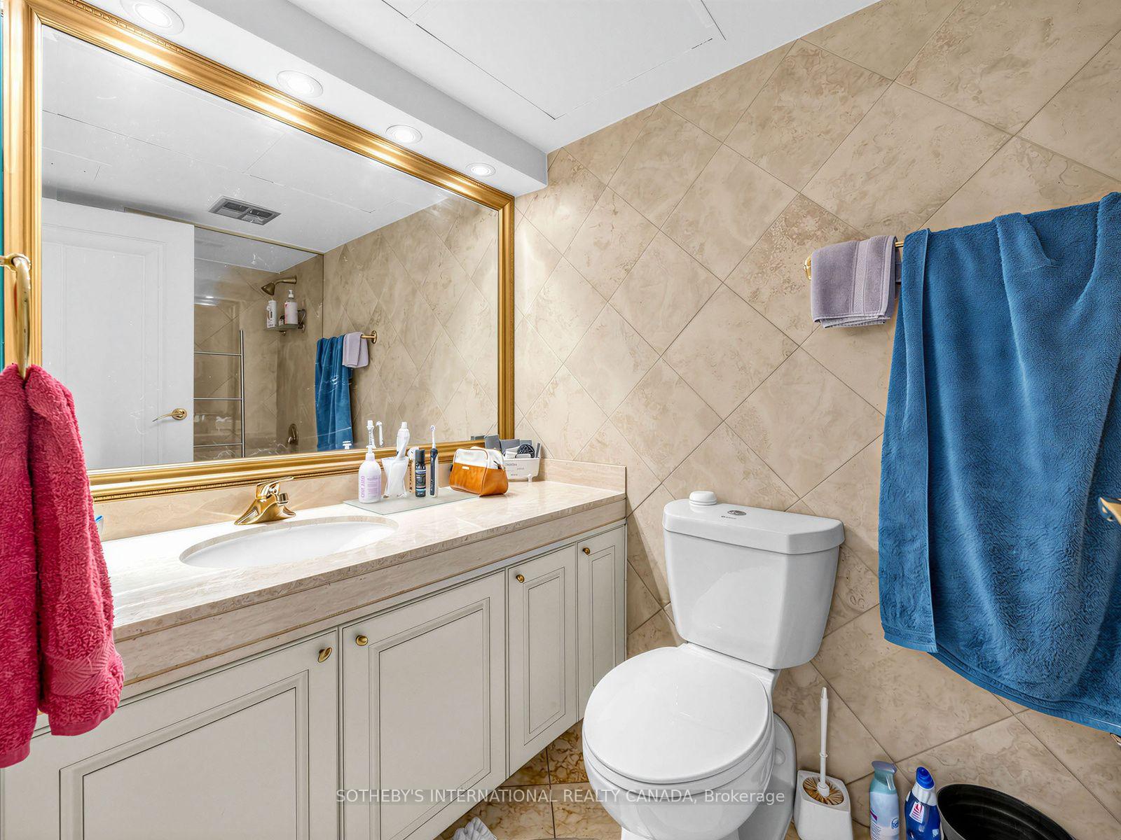 Photo 25 of Unit 2104, 65 Harbour Square, Toronto, Waterfront Communities — HOMEH