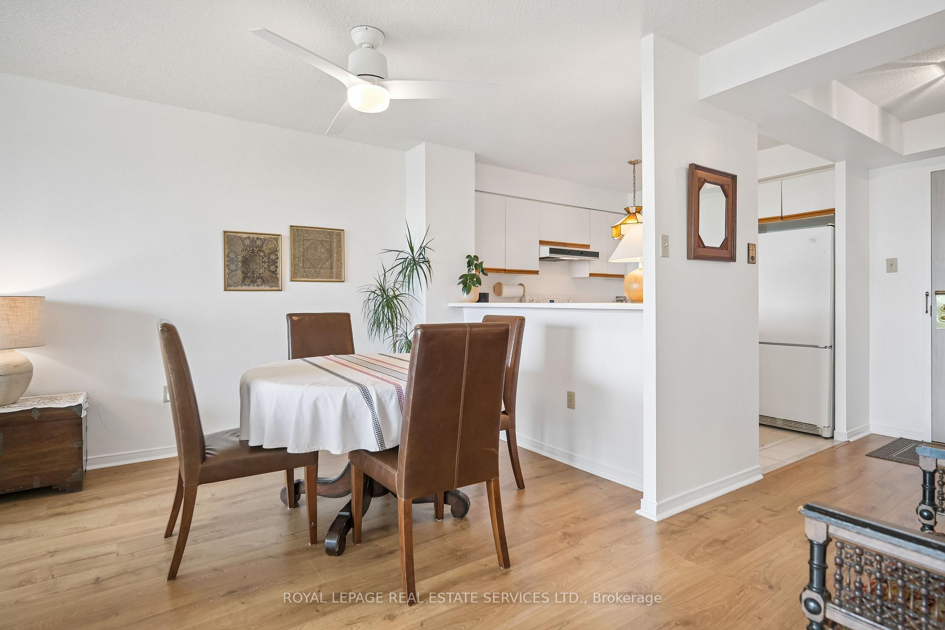 Photo 7 of Unit 1211, 2155 Burnhamthorpe Road, Mississauga, Erin Mills — HOMEH
