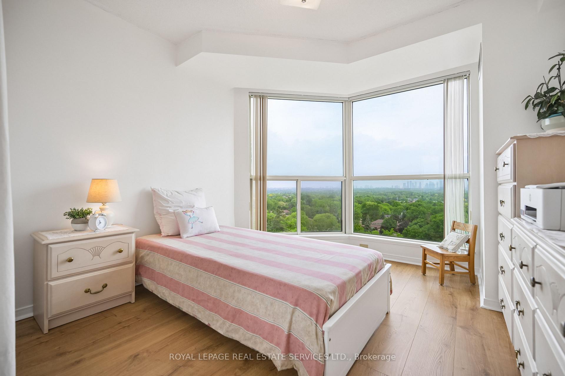 Photo 14 of Unit 1211, 2155 Burnhamthorpe Road, Mississauga, Erin Mills — HOMEH
