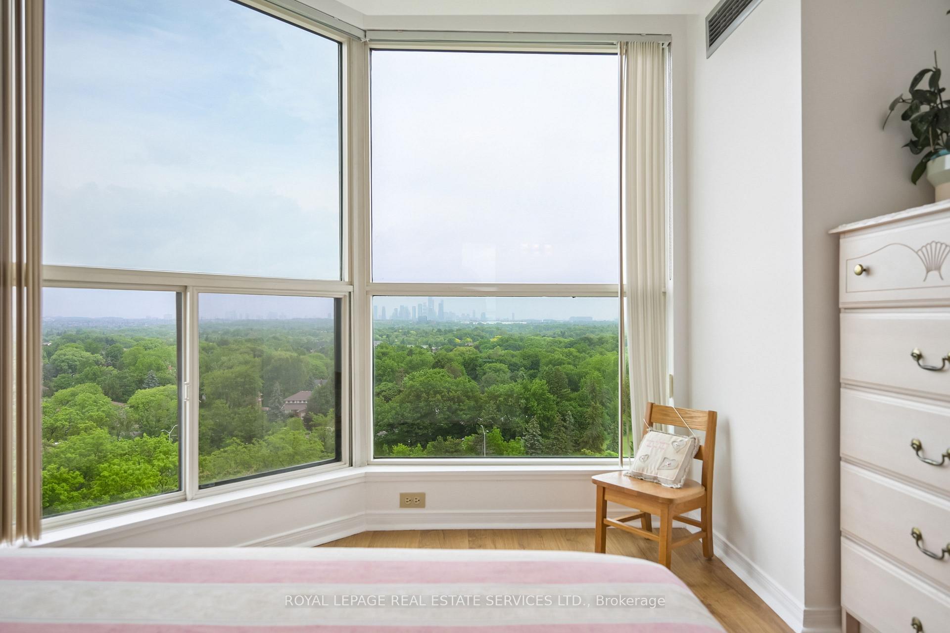 Photo 15 of Unit 1211, 2155 Burnhamthorpe Road, Mississauga, Erin Mills — HOMEH