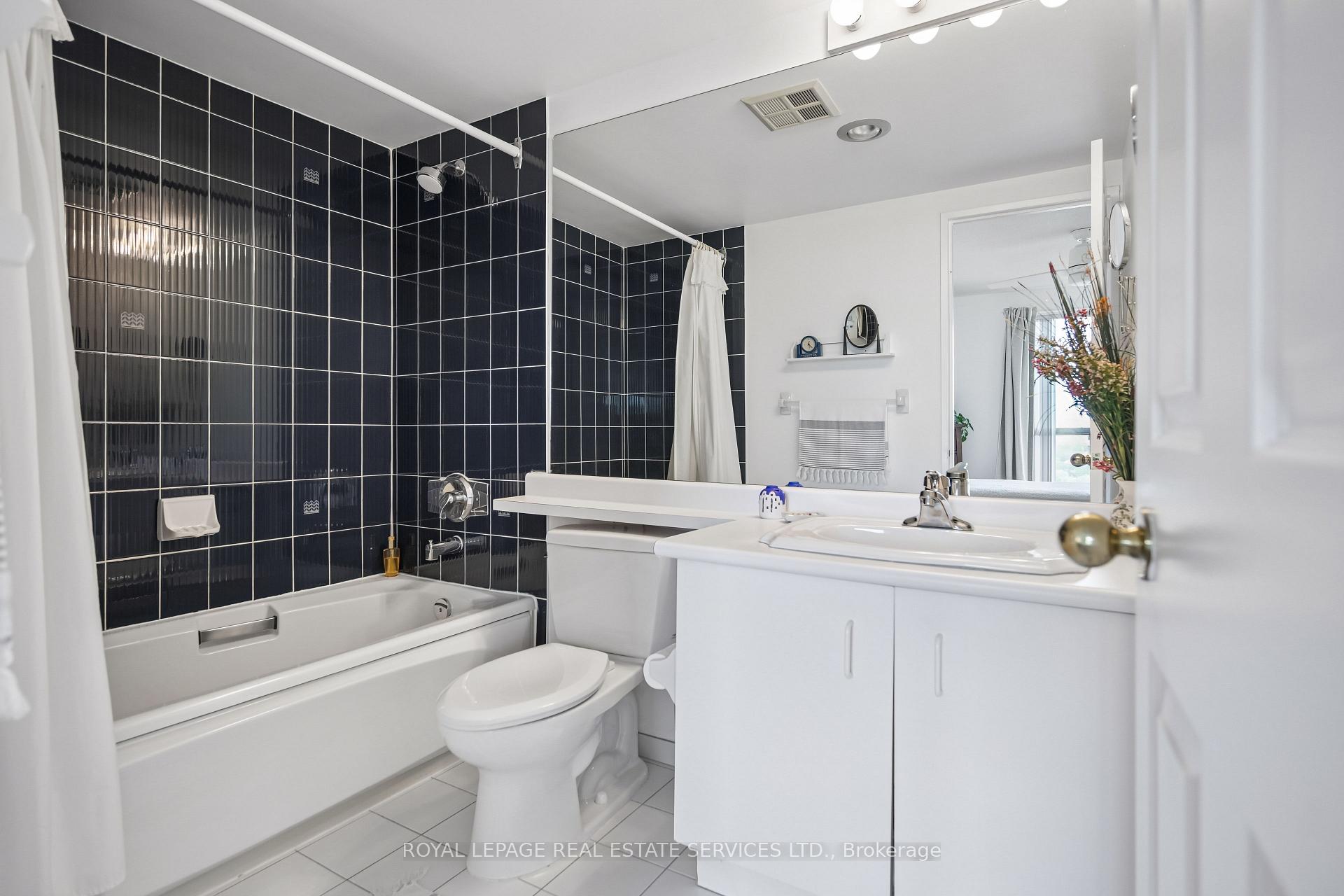 Photo 18 of Unit 1211, 2155 Burnhamthorpe Road, Mississauga, Erin Mills — HOMEH