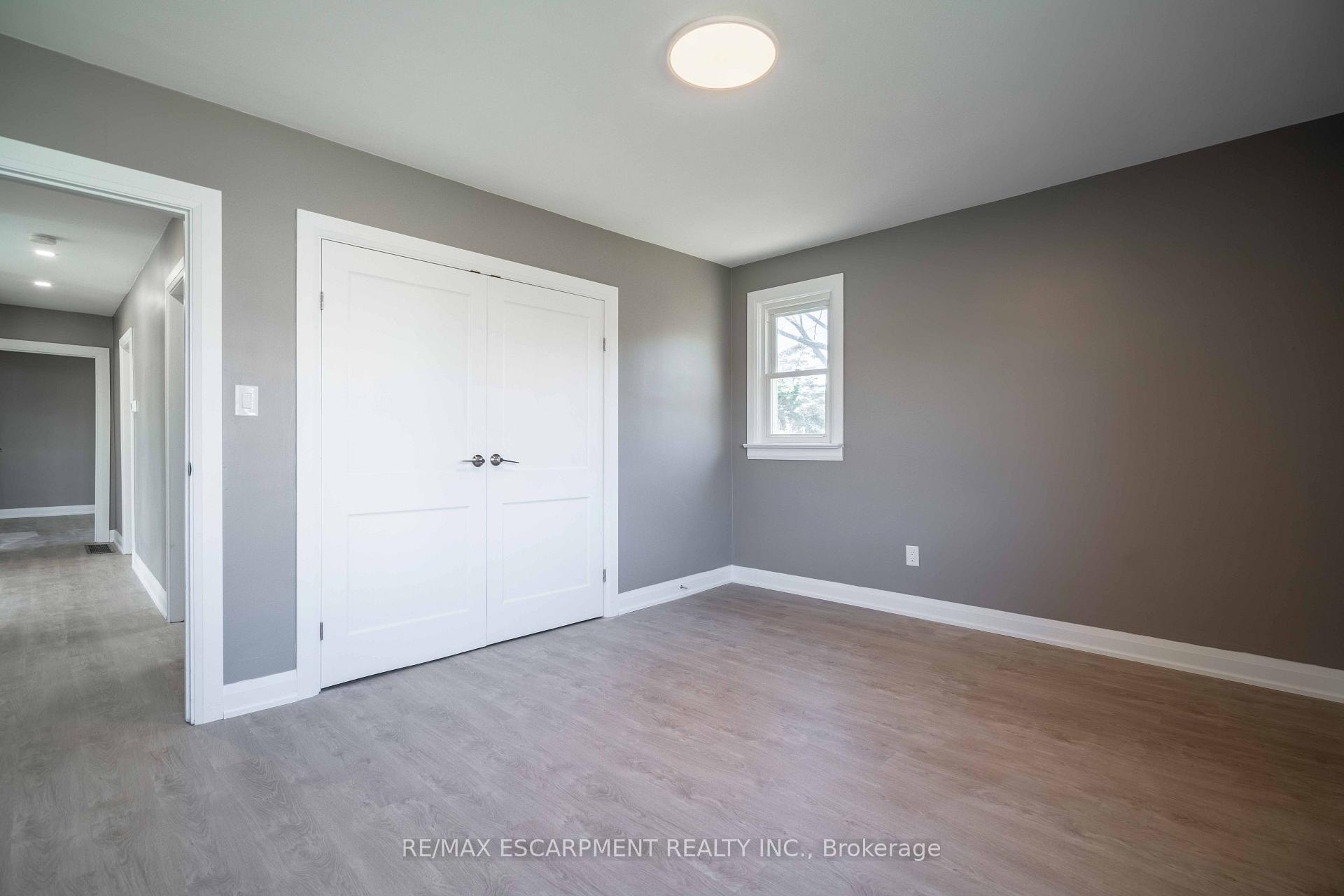 Photo 19 of Unit A, 1 Hill Place, Hamilton, Stoney Creek — HOMEH