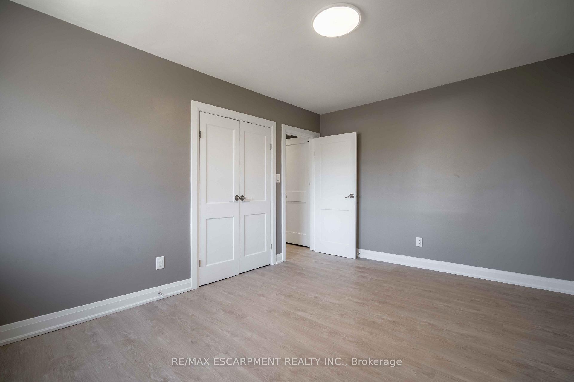 Photo 25 of Unit A, 1 Hill Place, Hamilton, Stoney Creek — HOMEH