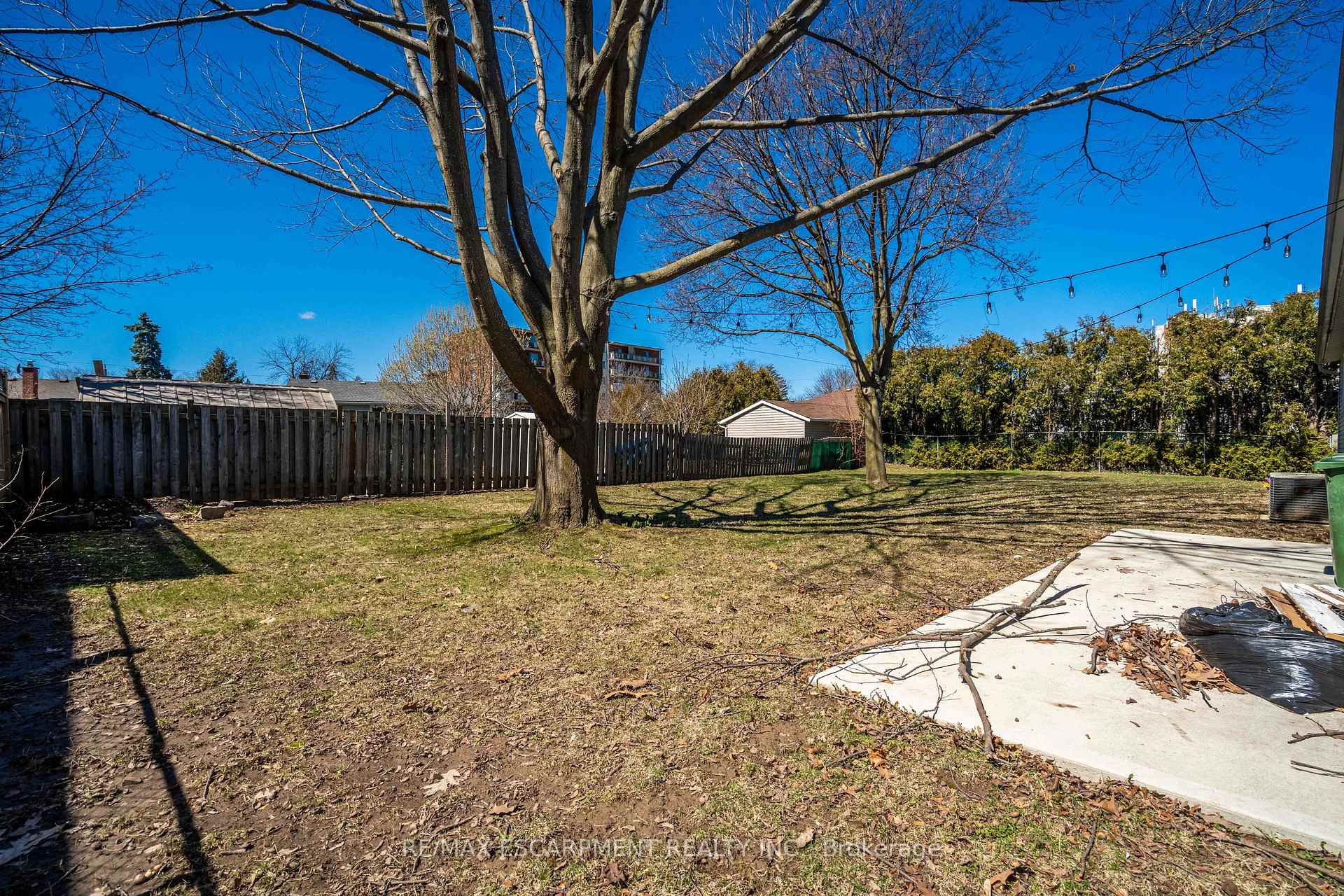 Photo 28 of Unit A, 1 Hill Place, Hamilton, Stoney Creek — HOMEH