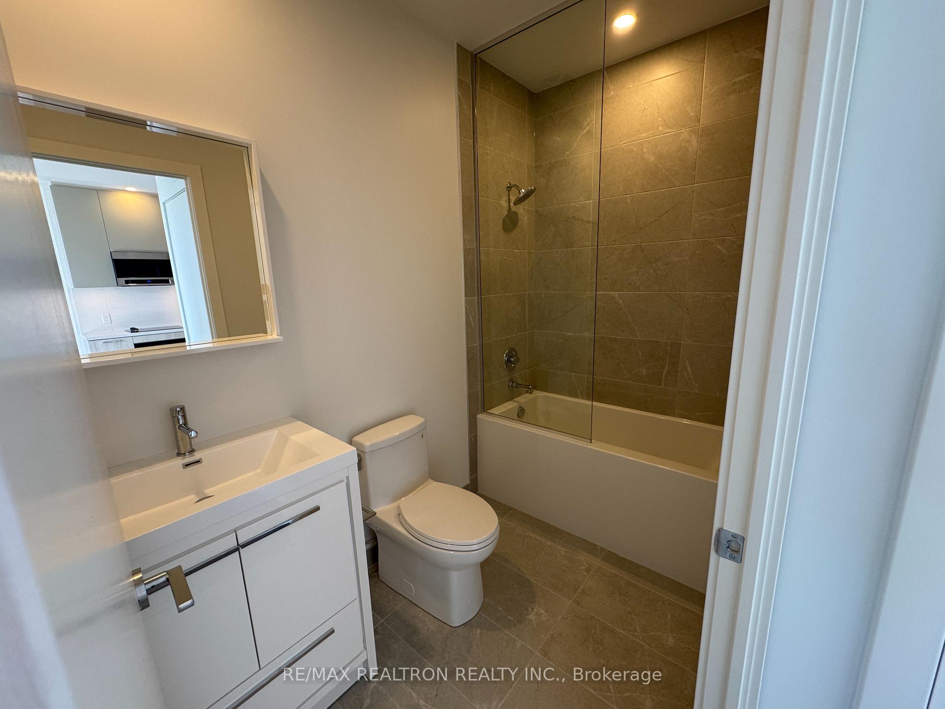Photo 12 of Unit 1910, 5 Meadowdale Road, Vaughan, Vaughan Corporate Centre — HOMEH