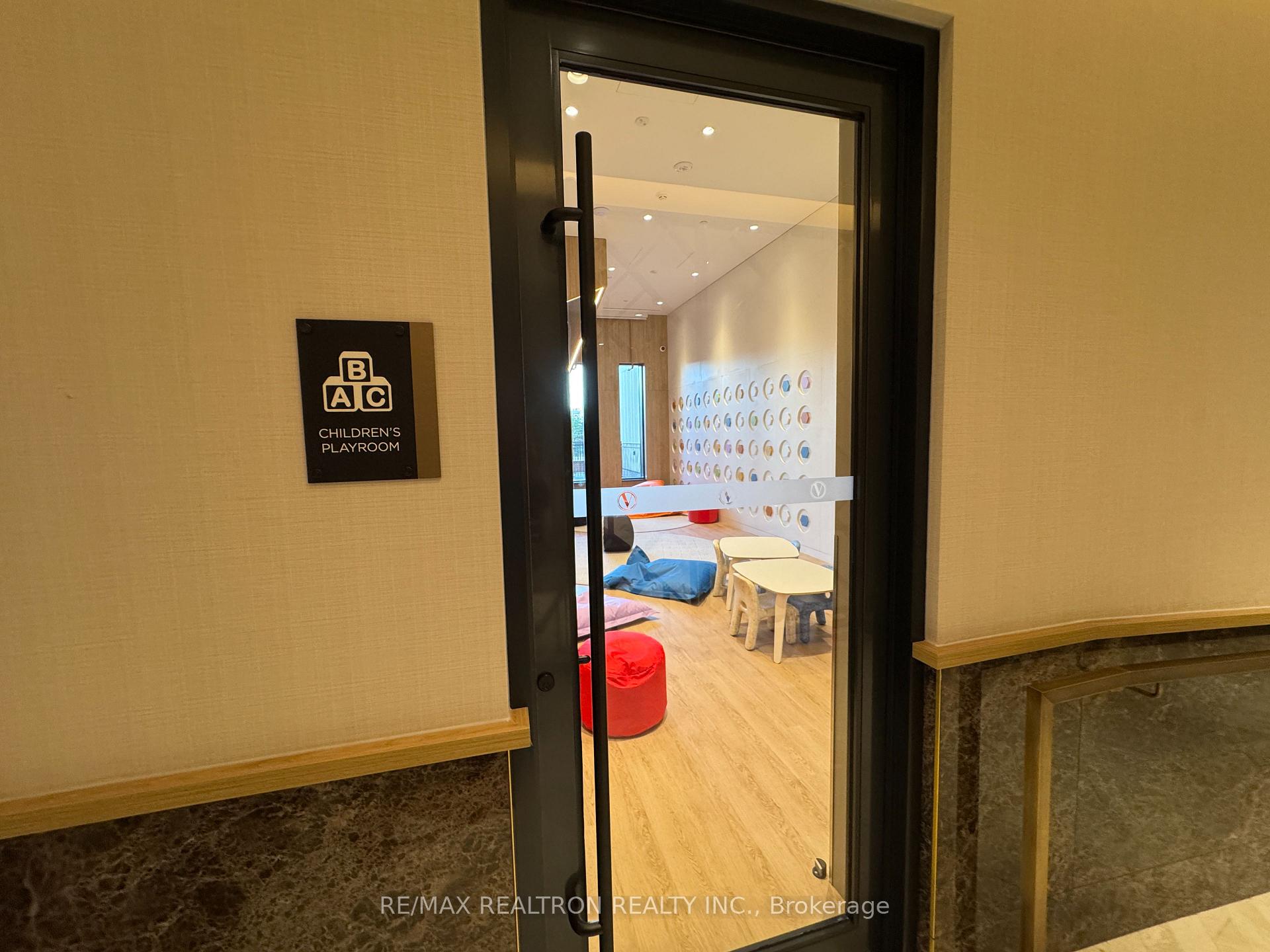 Photo 43 of Unit 1910, 5 Meadowdale Road, Vaughan, Vaughan Corporate Centre — HOMEH