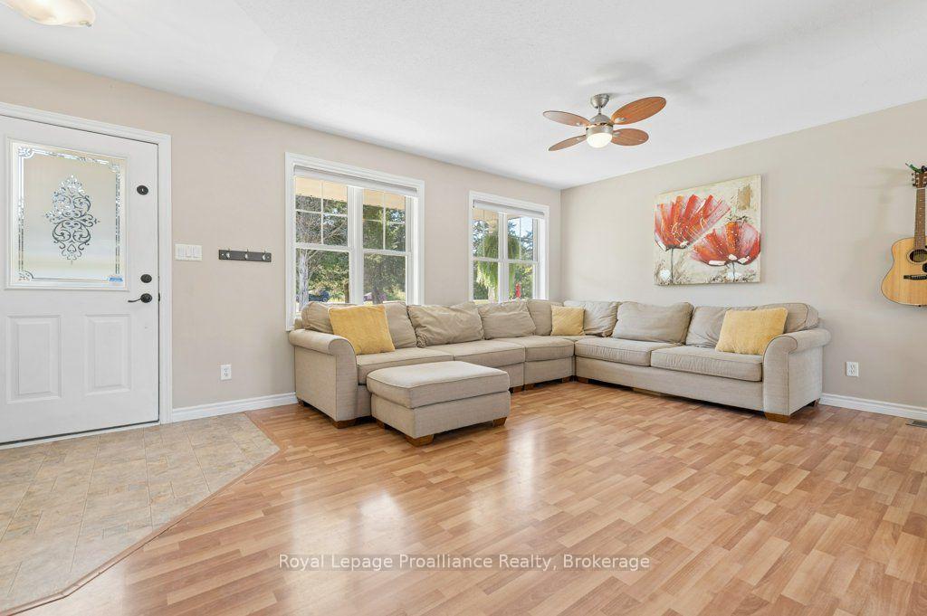 Photo 11 of 19 Milligan Drive, Tyendinaga, Tyendinaga Township — HOMEH