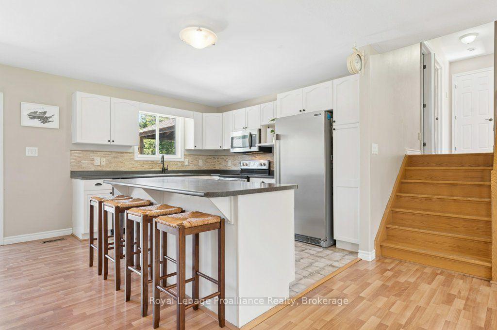 Photo 17 of 19 Milligan Drive, Tyendinaga, Tyendinaga Township — HOMEH