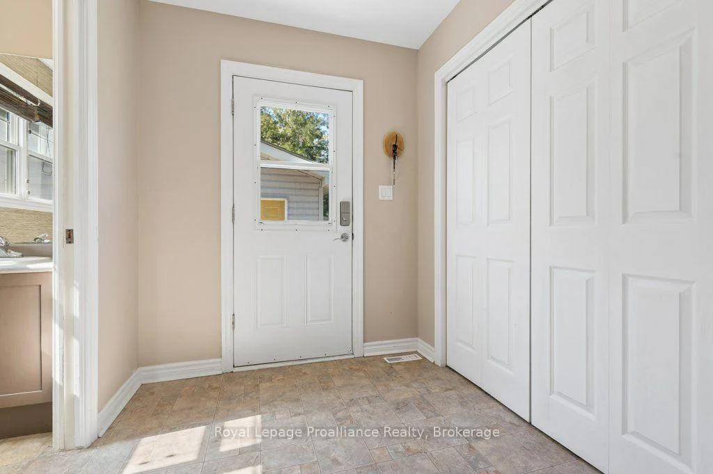 Photo 25 of 19 Milligan Drive, Tyendinaga, Tyendinaga Township — HOMEH