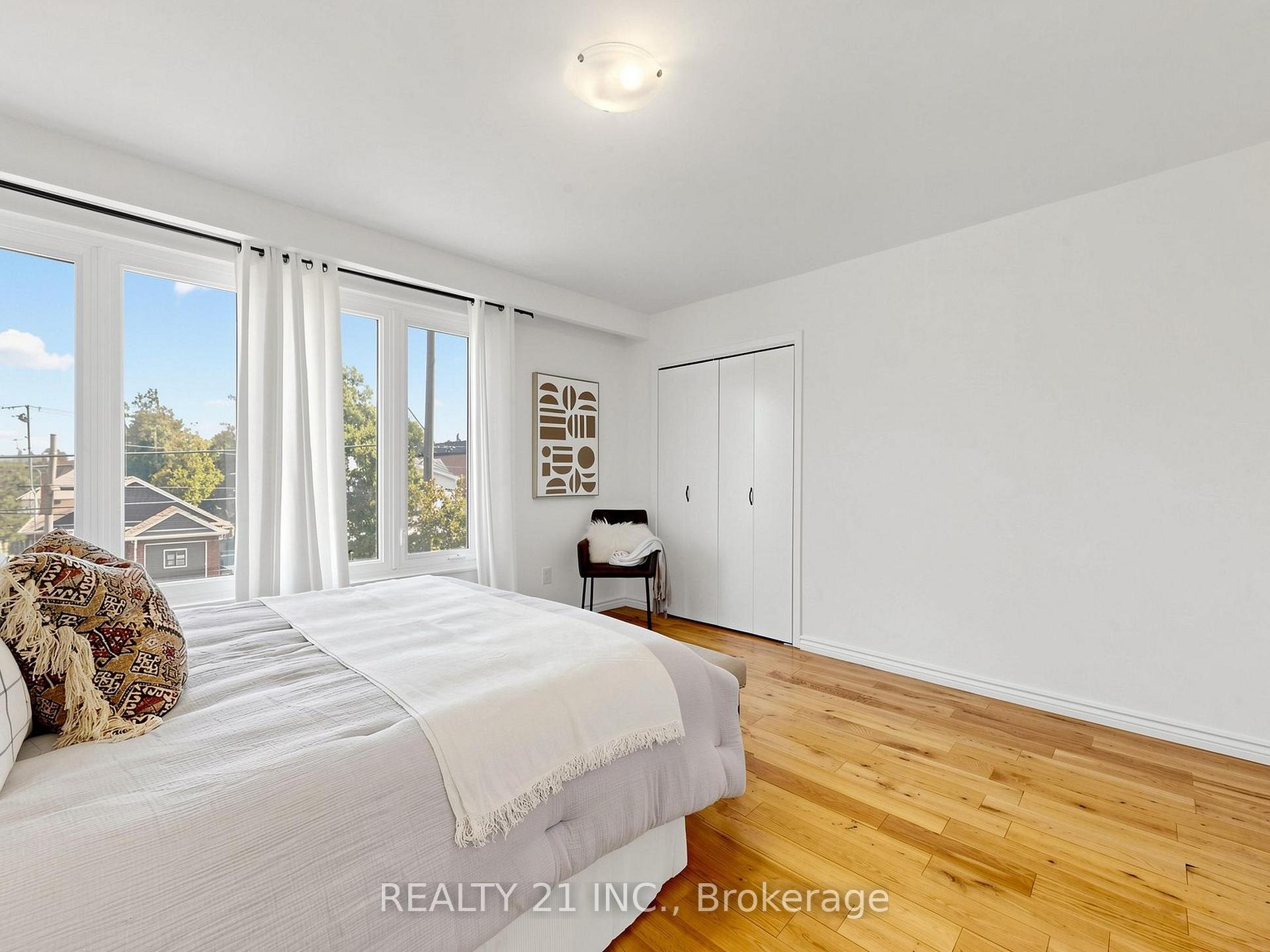 Photo 28 of 132 Harding Boulevard, Scarborough, Birchcliffe-Cliffside — HOMEH