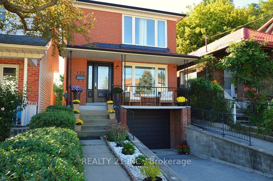 Photo 1 of 132 Harding Boulevard, Scarborough, Birchcliffe-Cliffside — HOMEH