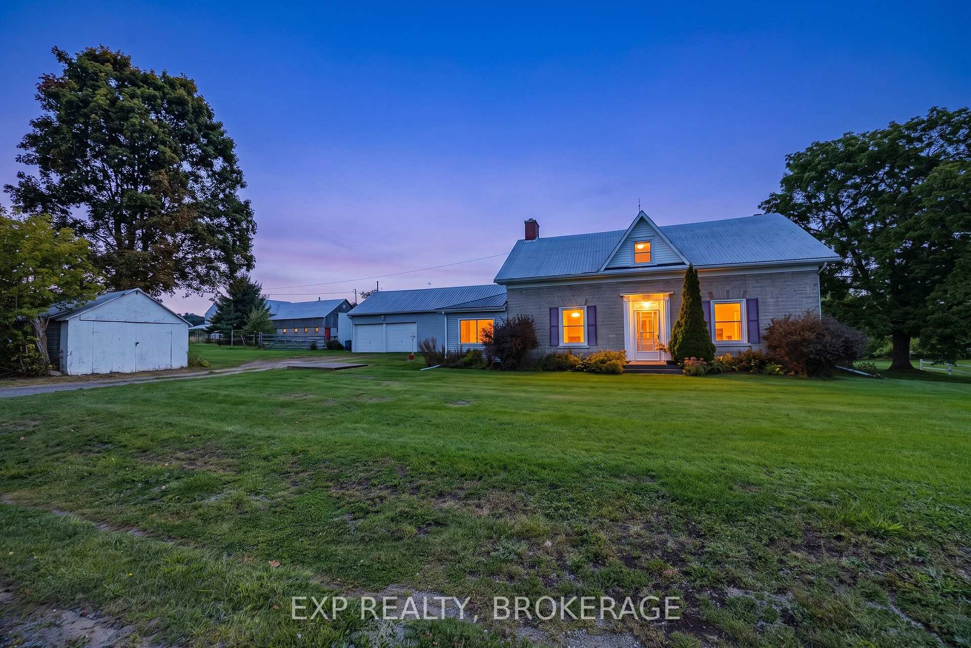 Photo 1 of 3542 Stagecoach Road, Frontenac, Frontenac South — HOMEH