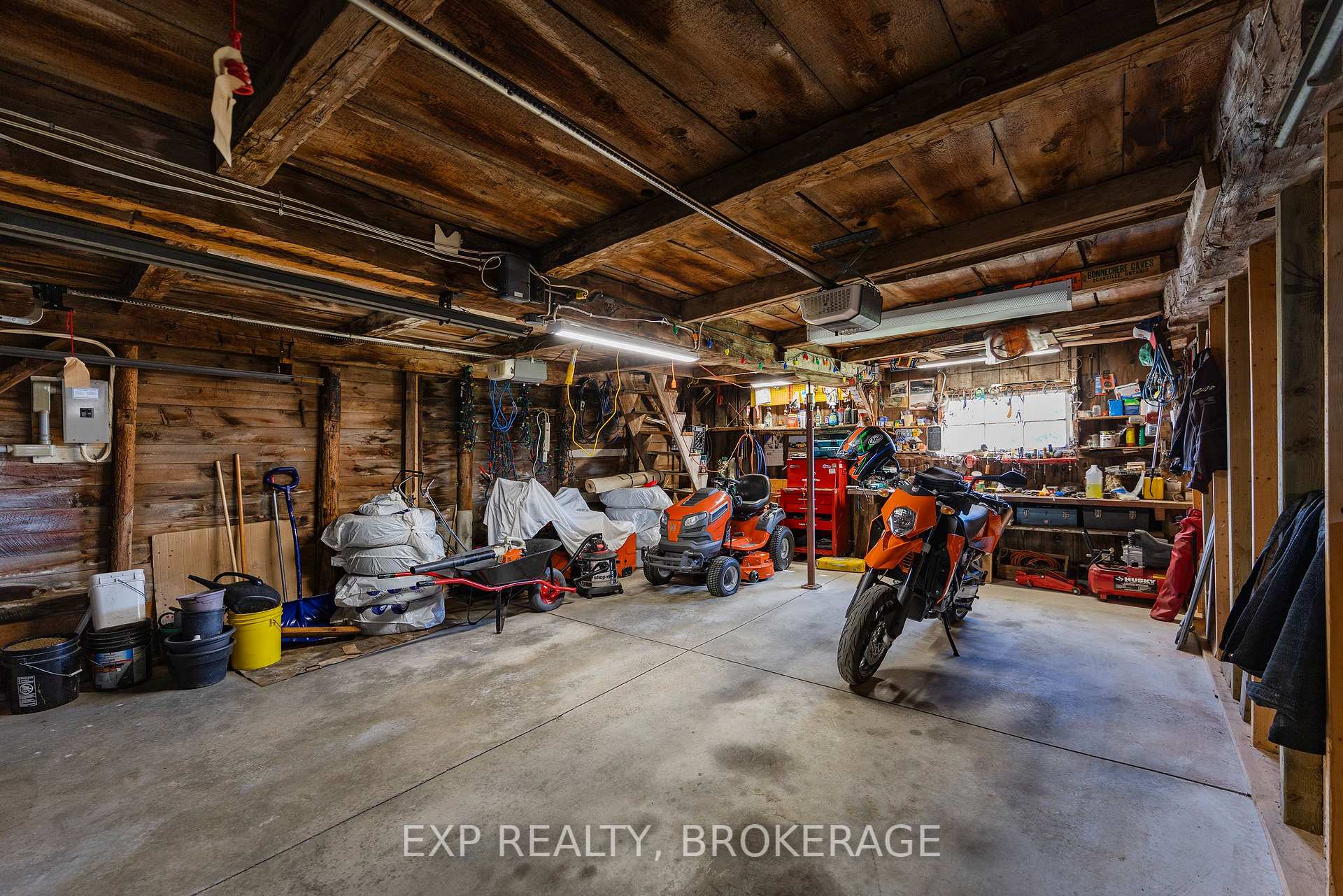 Photo 33 of 3542 Stagecoach Road, Frontenac, Frontenac South — HOMEH