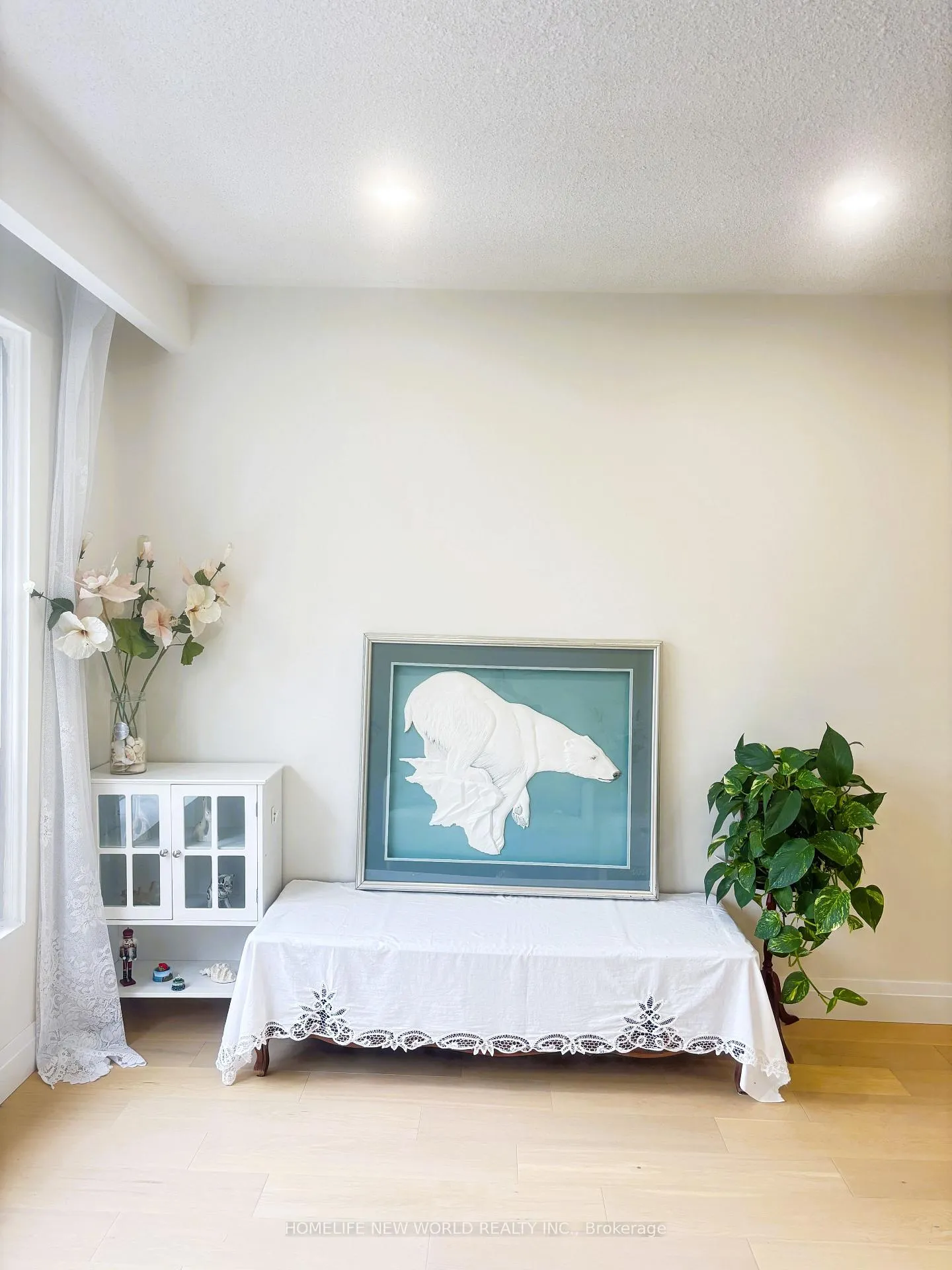Photo 5 of 93 Corinthian Boulevard, Scarborough, L'Amoreaux — HOMEH