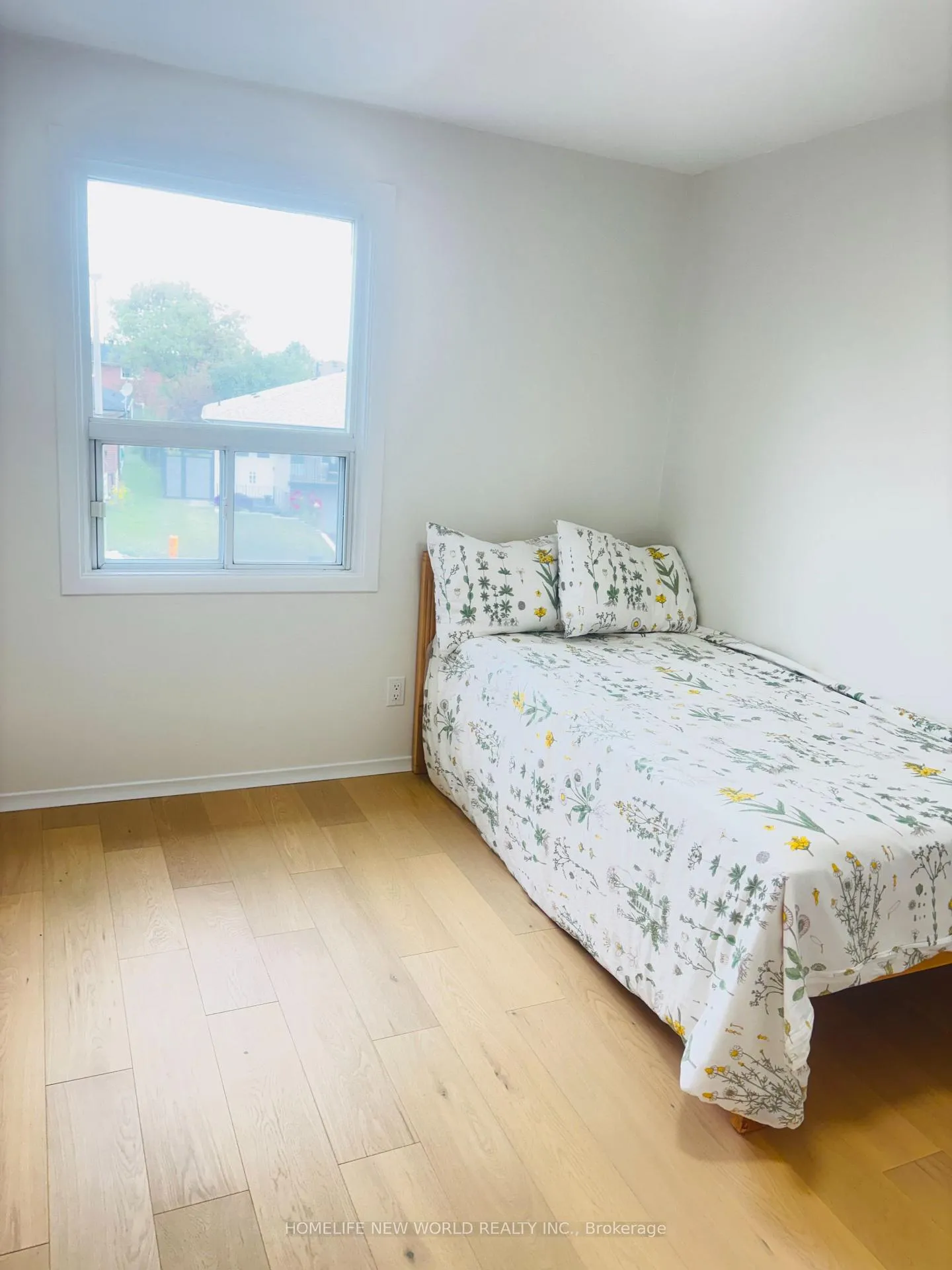 Photo 16 of 93 Corinthian Boulevard, Scarborough, L'Amoreaux — HOMEH