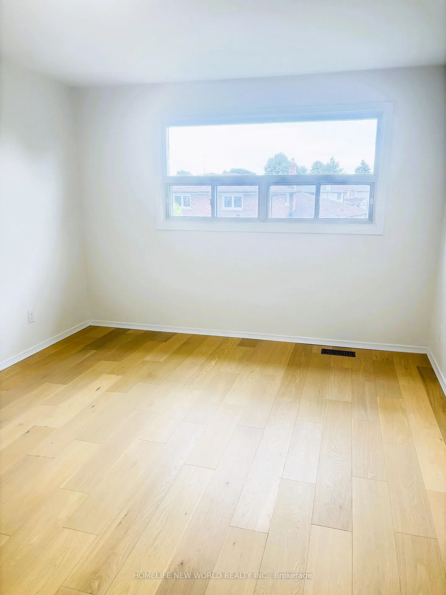 Photo 19 of 93 Corinthian Boulevard, Scarborough, L'Amoreaux — HOMEH