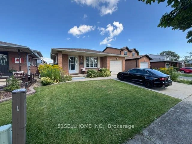 Photo 17 of 26 Featherwood Crescent, Hamilton, Stoney Creek Mountain — HOMEH