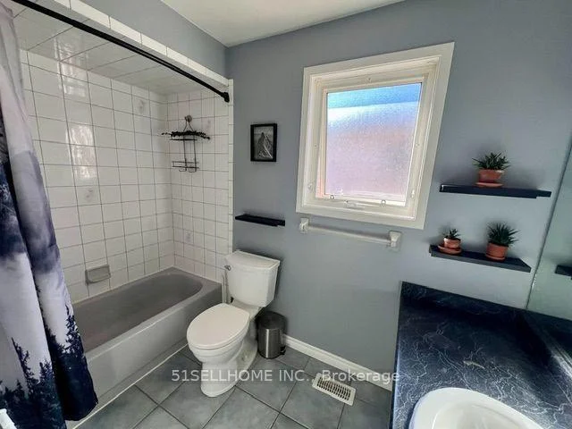 Photo 30 of 26 Featherwood Crescent, Hamilton, Stoney Creek Mountain — HOMEH