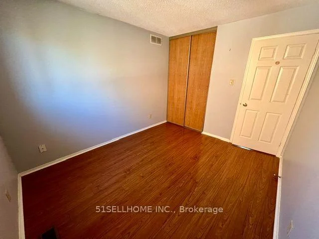 Photo 25 of 26 Featherwood Crescent, Hamilton, Stoney Creek Mountain — HOMEH