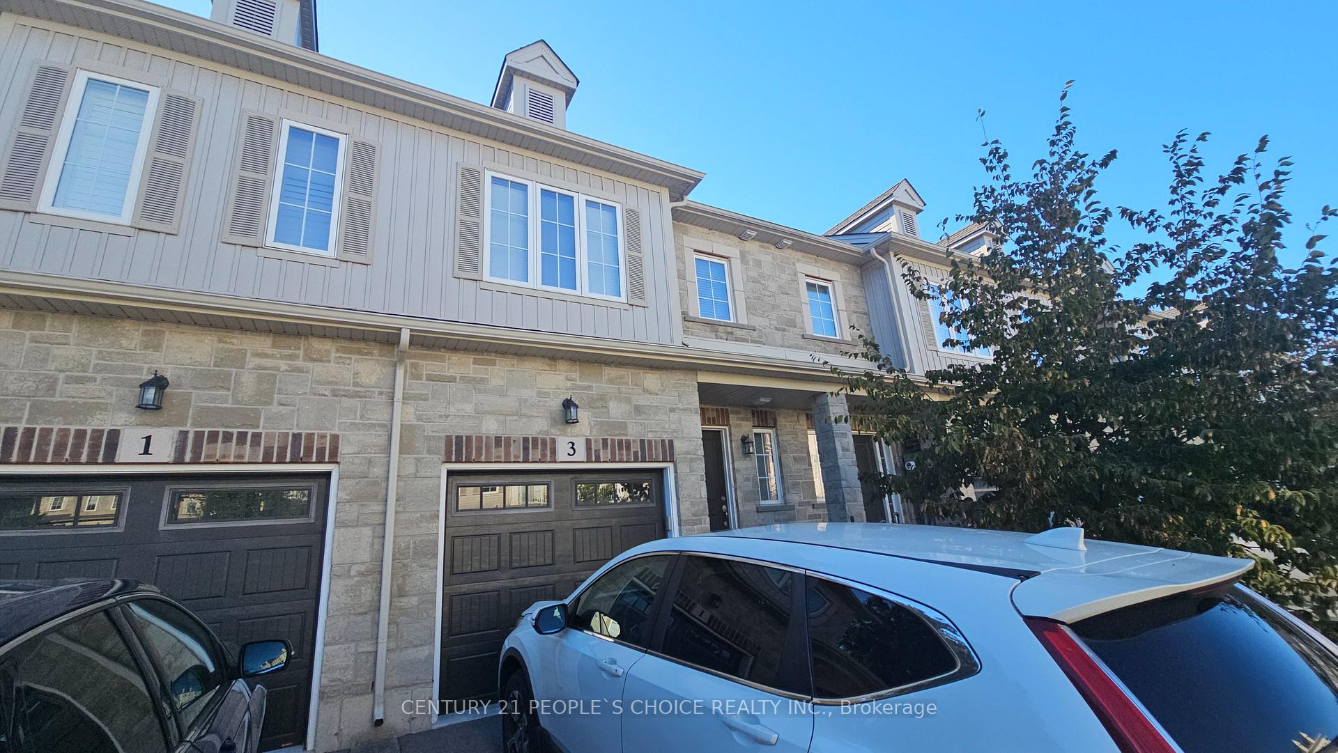 Photo 2 of 3 Sharp Drive, Hamilton, Ancaster — HOMEH