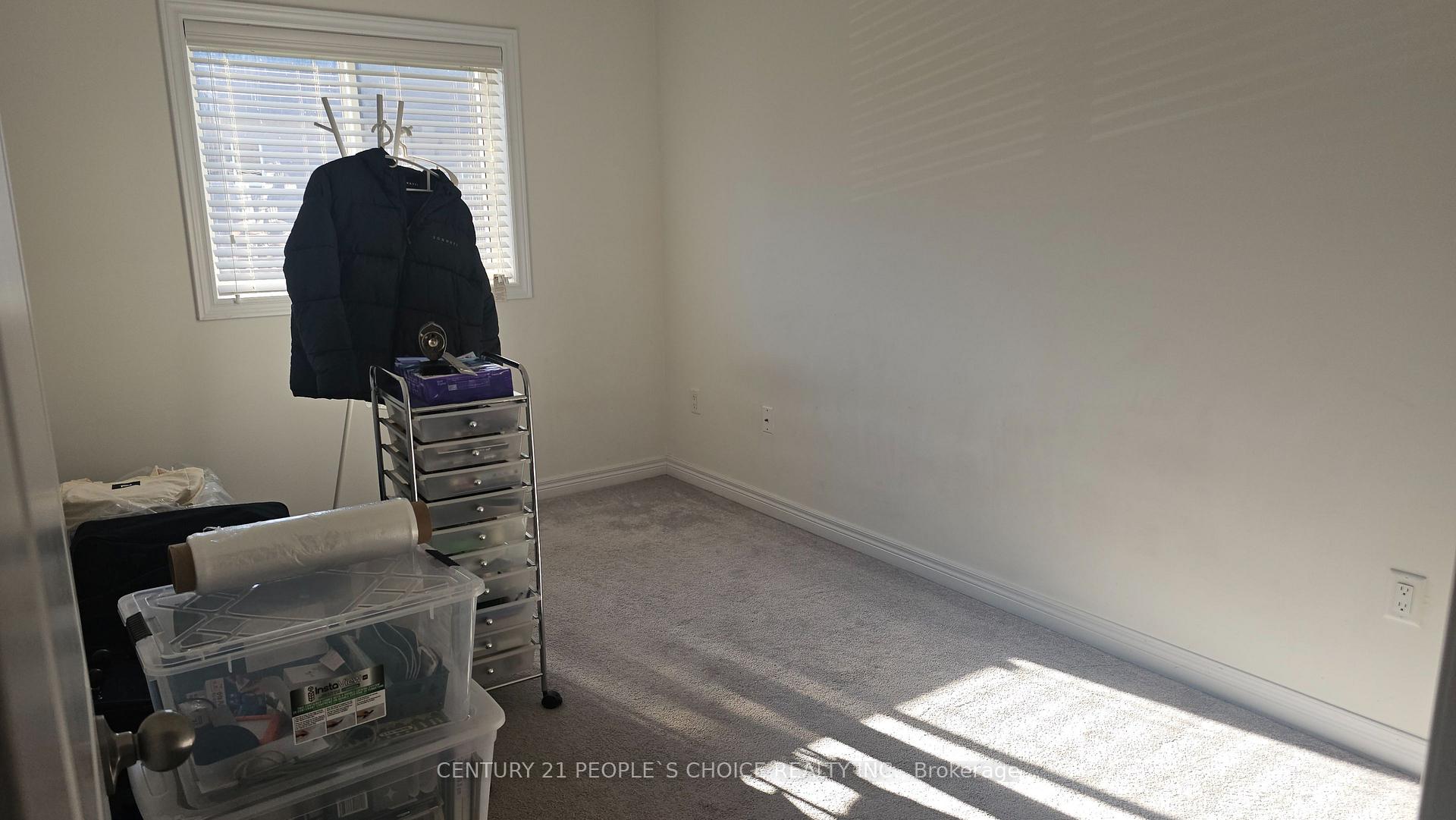 Photo 10 of 3 Sharp Drive, Hamilton, Ancaster — HOMEH