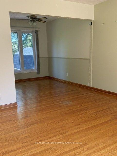 Photo 4 of 418 Bellevue Crescent, Cornwall, Cornwall — HOMEH