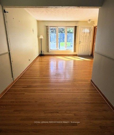 Photo 6 of 418 Bellevue Crescent, Cornwall, Cornwall — HOMEH