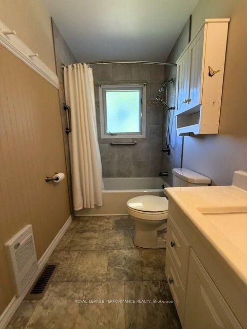 Photo 11 of 418 Bellevue Crescent, Cornwall, Cornwall — HOMEH