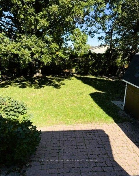 Photo 21 of 418 Bellevue Crescent, Cornwall, Cornwall — HOMEH