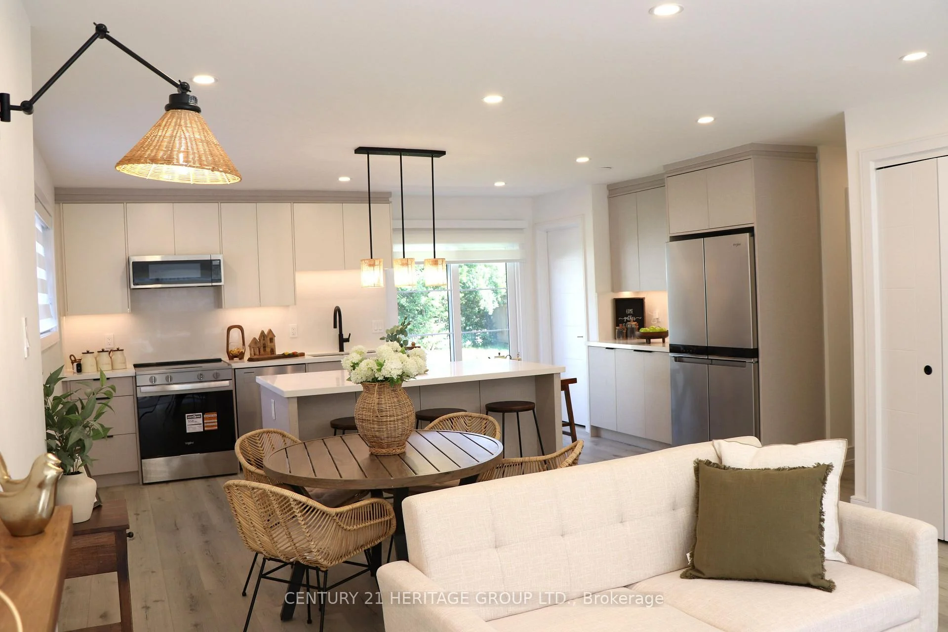 Photo 16 of 45 William Street, King, King City — HOMEH