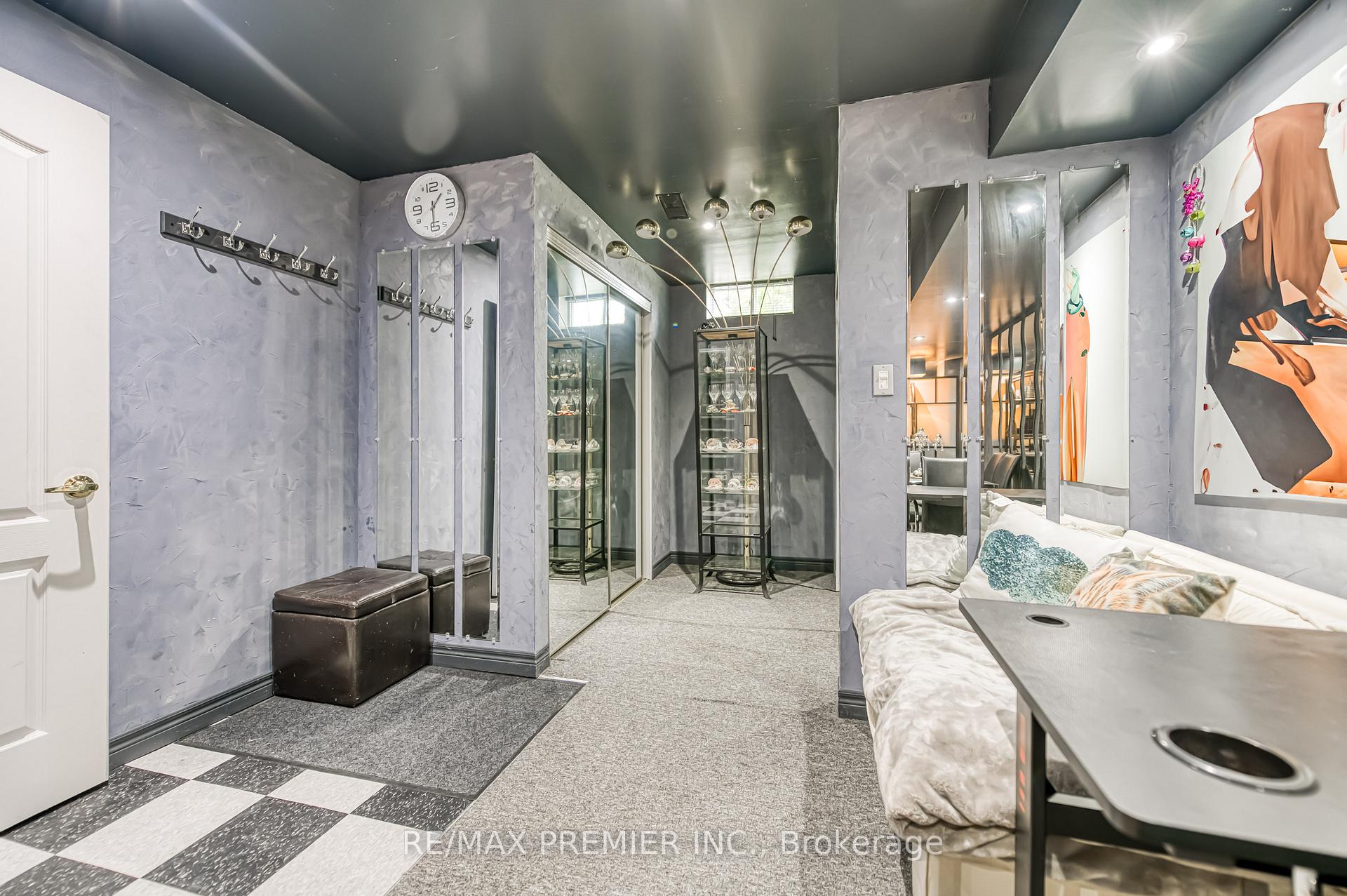Photo 8 of Unit Bsmt, 1 Johnswood Crescent, Vaughan, Vellore Village — HOMEH