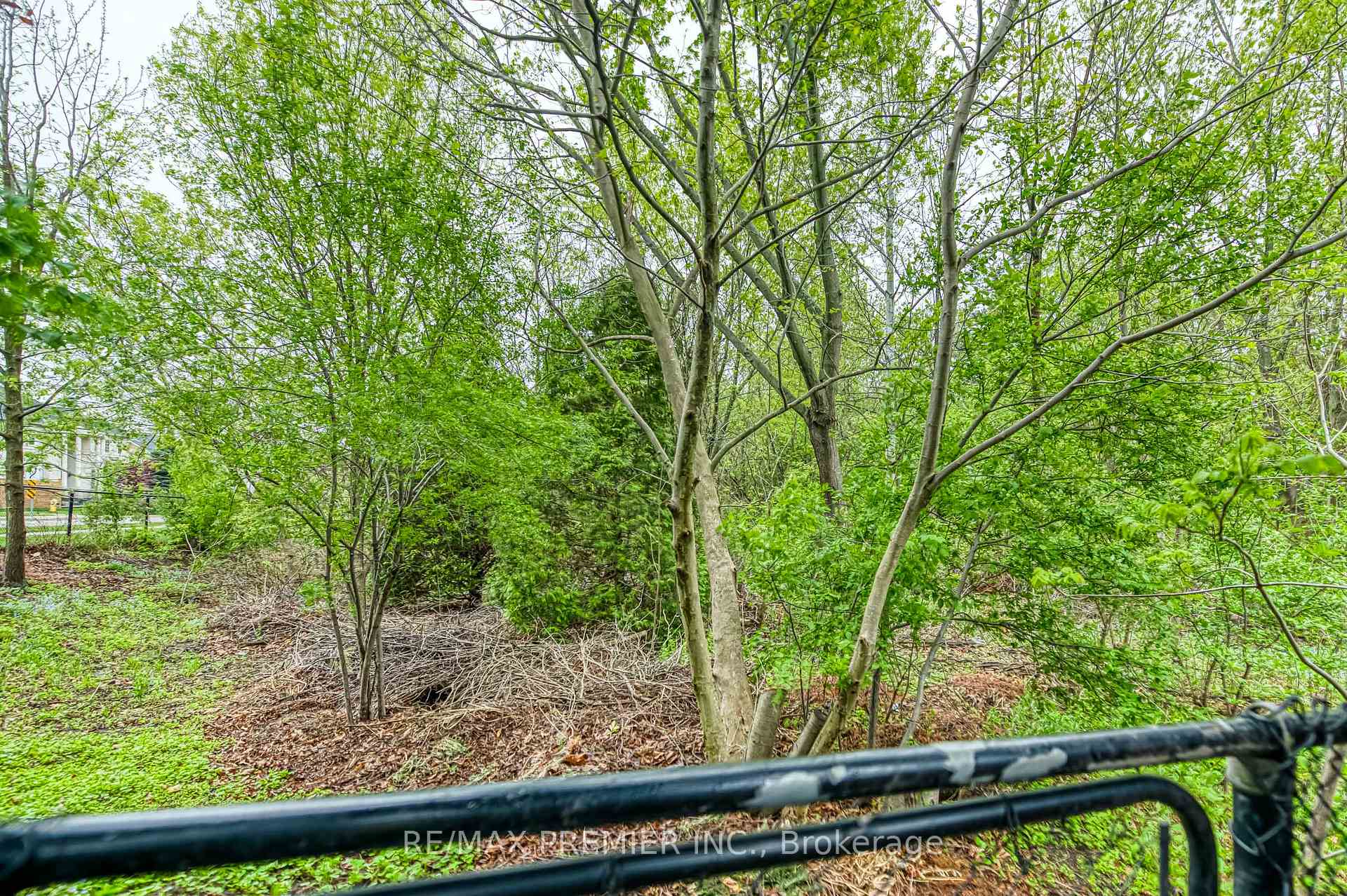 Photo 26 of Unit Bsmt, 1 Johnswood Crescent, Vaughan, Vellore Village — HOMEH