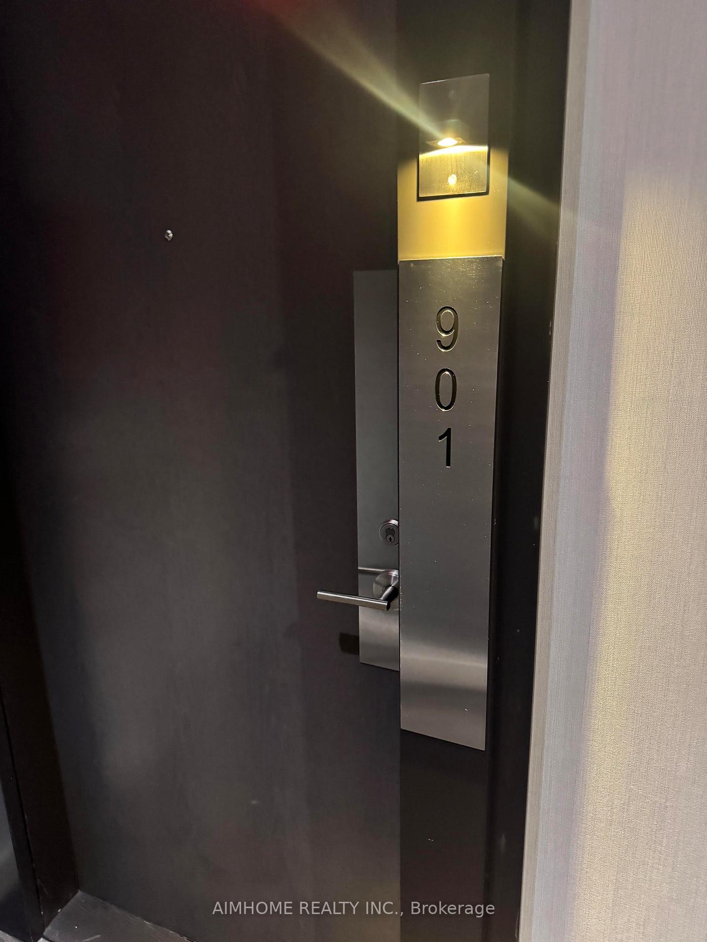 Photo 2 of Unit 901, 88 Scott Street, Toronto, Church-Yonge Corridor — HOMEH