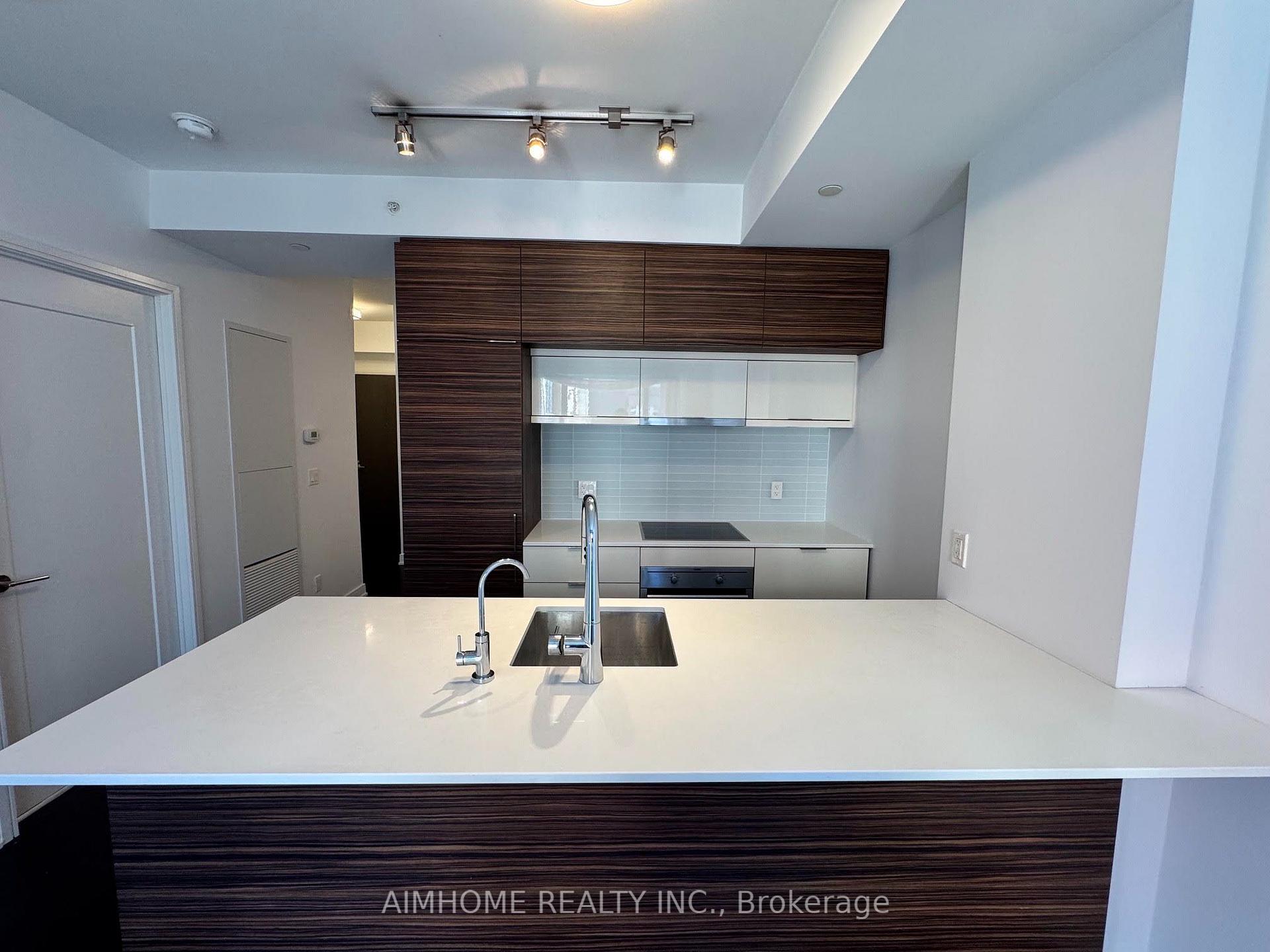Photo 10 of Unit 901, 88 Scott Street, Toronto, Church-Yonge Corridor — HOMEH