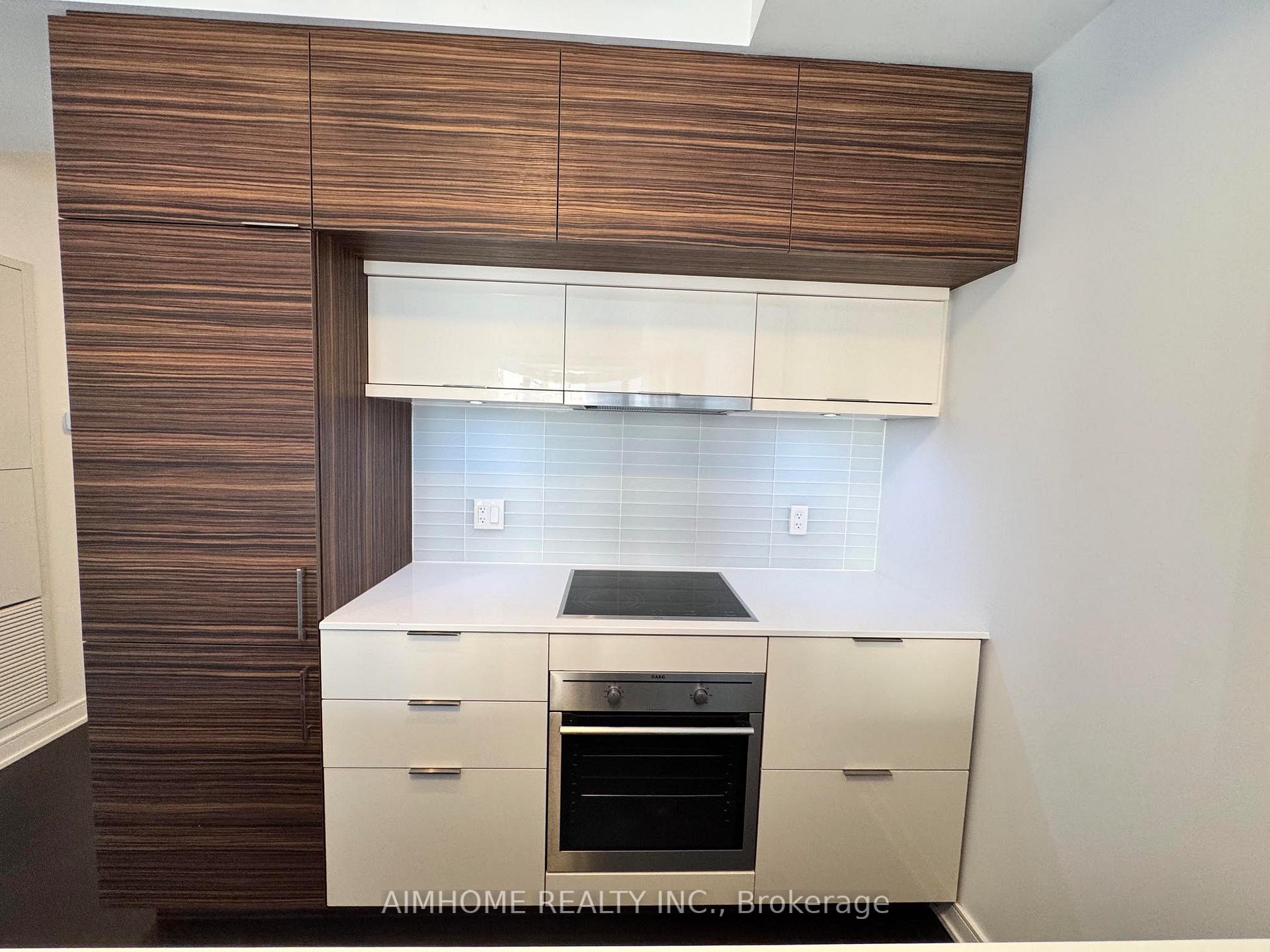 Photo 11 of Unit 901, 88 Scott Street, Toronto, Church-Yonge Corridor — HOMEH
