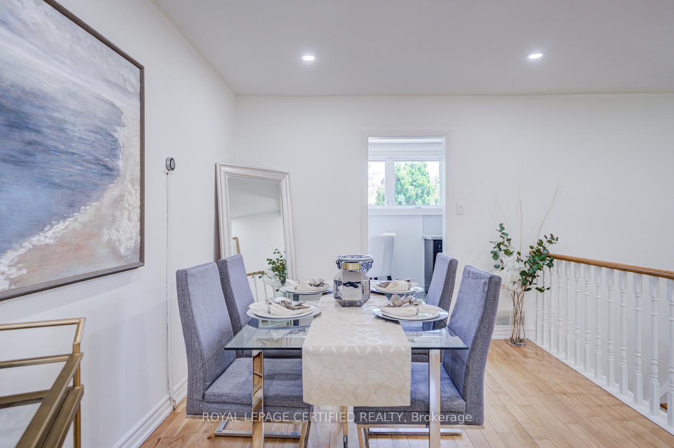 Photo 9 of 79 Samson Crescent, Scarborough, Woburn — HOMEH