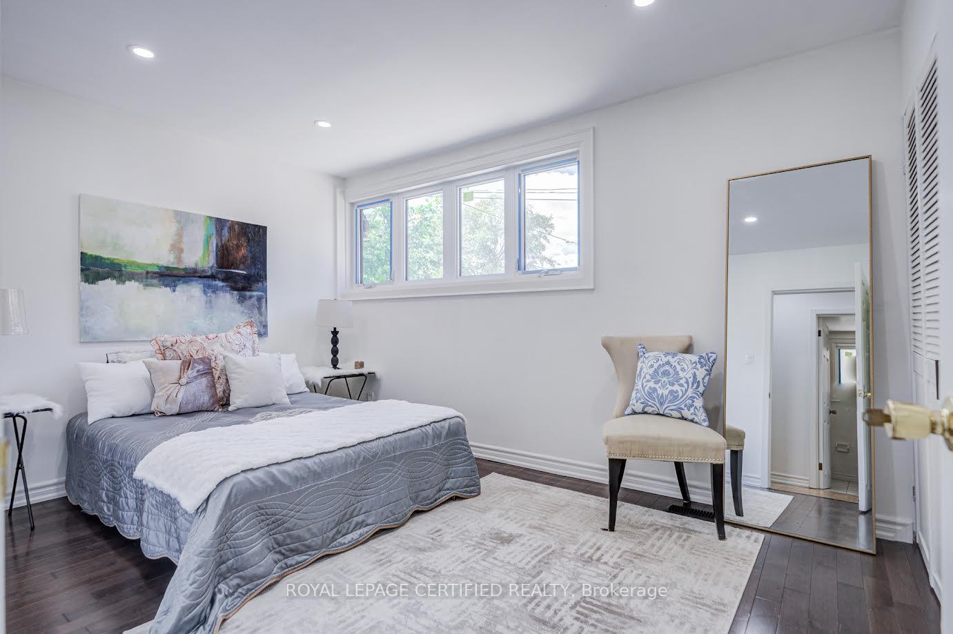 Photo 20 of 79 Samson Crescent, Scarborough, Woburn — HOMEH